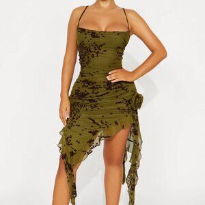 NWT Fashion Nova Blossom Bliss Midi Dress in Olive, Size M